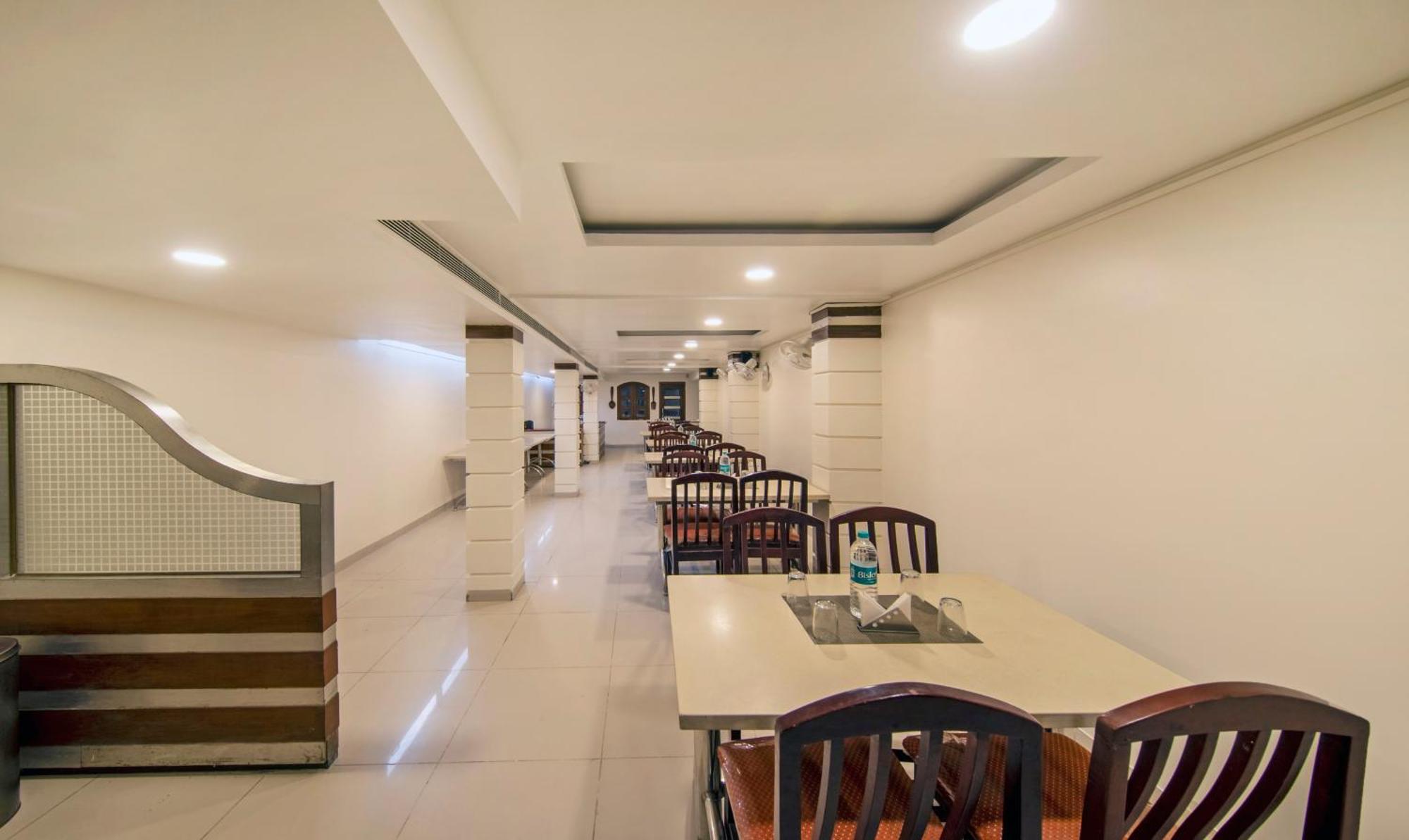 Hotel Treebo Sam Residency Coimbatore Zewnętrze zdjęcie